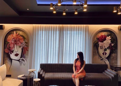 Bungalow in Shalimar Bagh, Delhi-IN