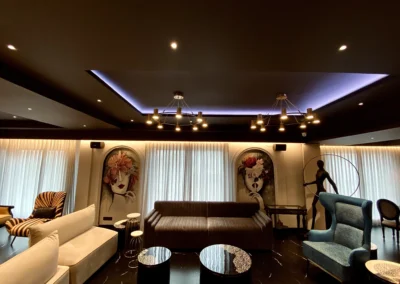 mural-bungalow-shalimar-bagh-delhi-lounge